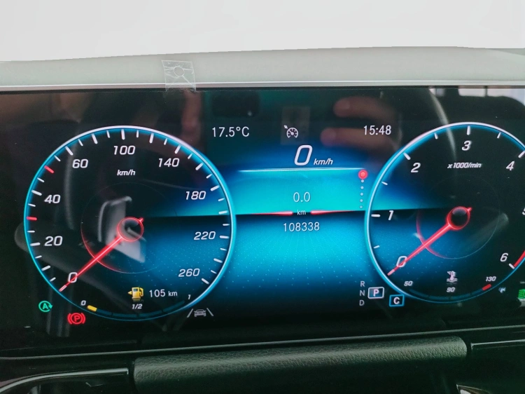 19 - Mercedes-Benz Classe B 180 d Premium auto