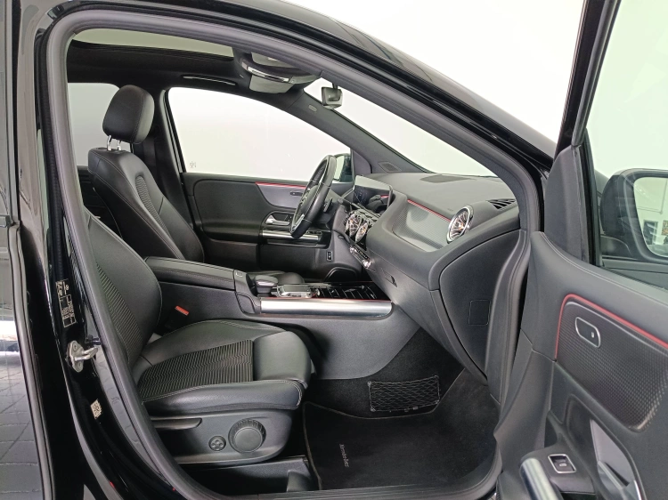 11 - Mercedes-Benz Classe B 180 d Sport Plus auto