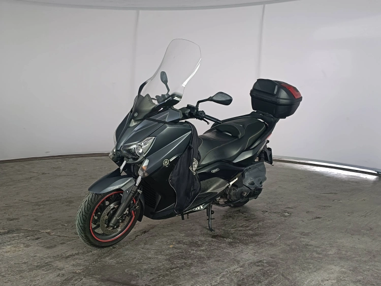 4 - Yamaha XMax X-Max 400