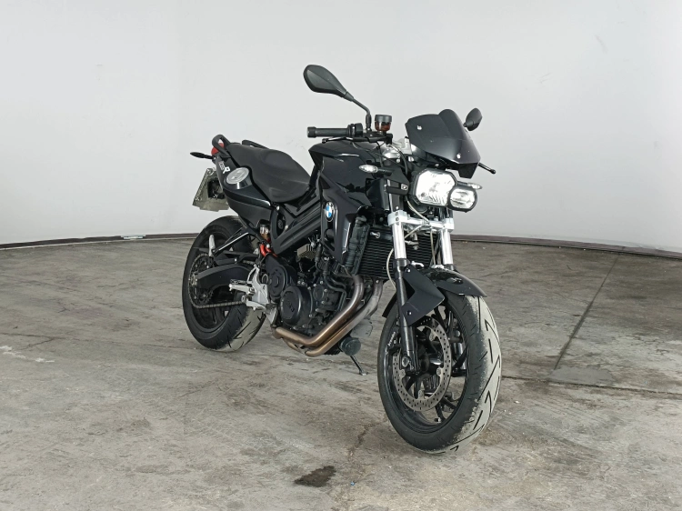 2 - BMW Motorrad R F 800 R