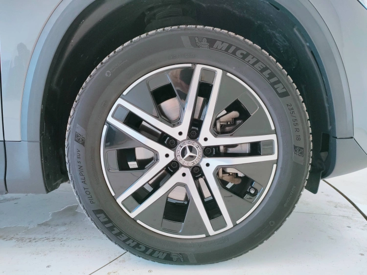 10 - Mercedes-Benz GLA 220 d Sport Plus 4matic auto