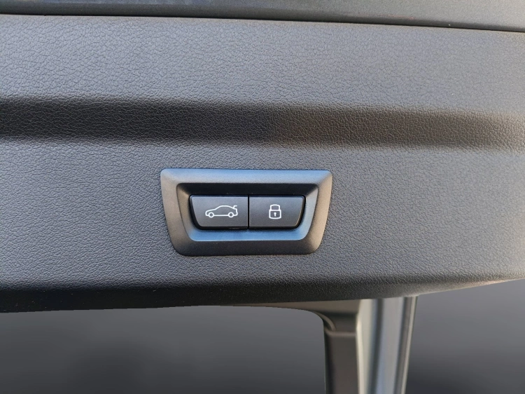 16 - BMW X2 X2 sdrive 18d MSport auto