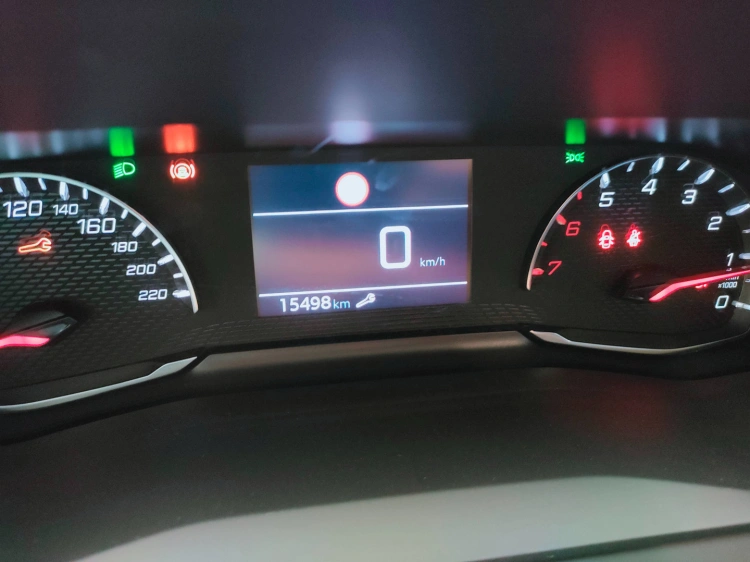 15 - Peugeot 208 208 1.2 puretech Style s&s 75cv