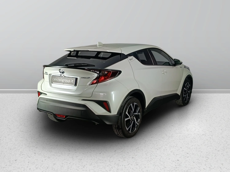 5 - Toyota C-HR TOYOTA C-HR 1.8 Hybrid E-CVT Trend