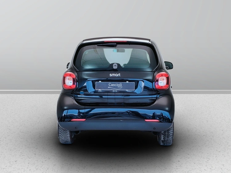 4 - smart fortwo Fortwo eq Pulse 4,6kW