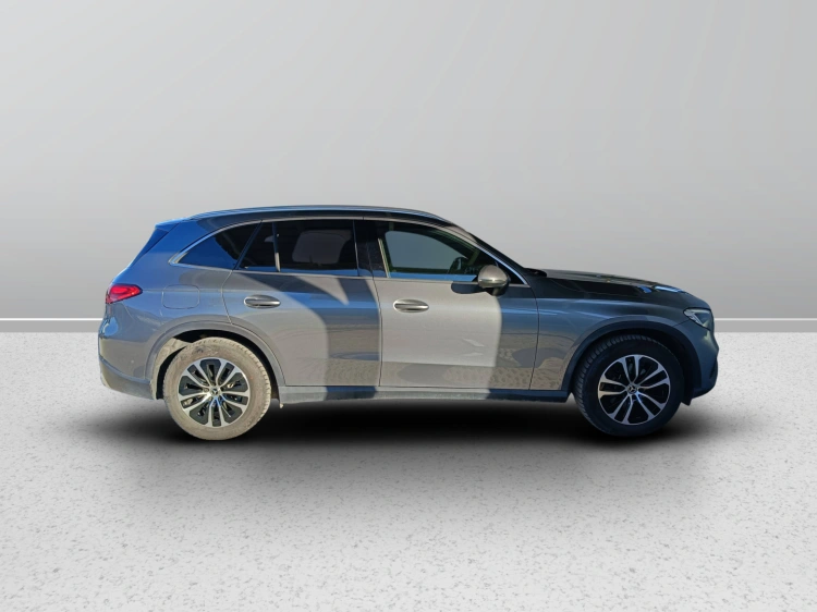 6 - Mercedes-Benz GLC 220 d mhev Advanced 4matic auto