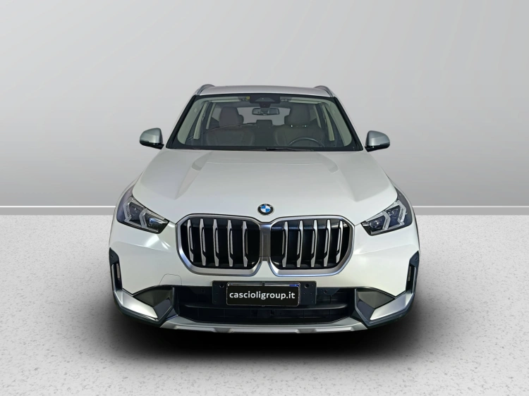 2 - BMW X1 X1 sdrive18d xLine auto my18