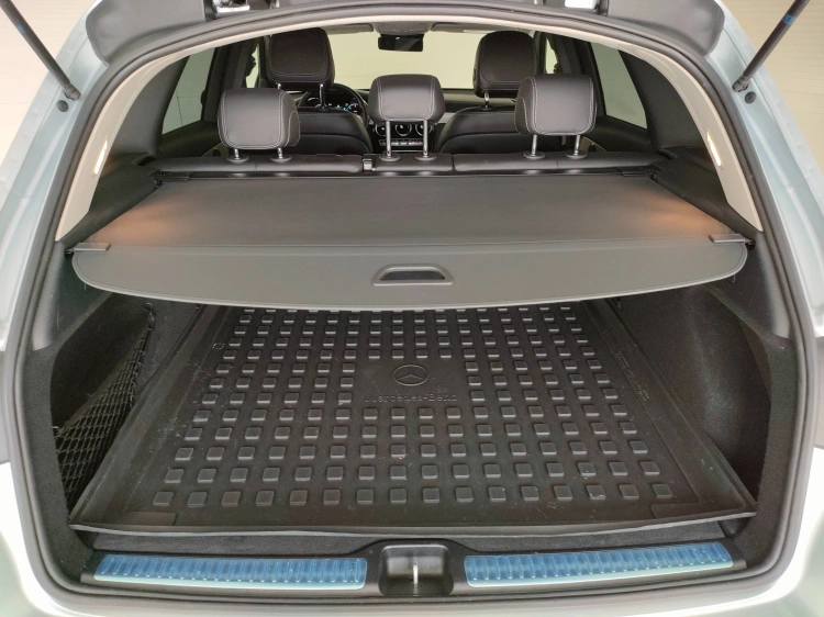 5 - Mercedes-Benz GLC 220 d Premium 4matic auto
