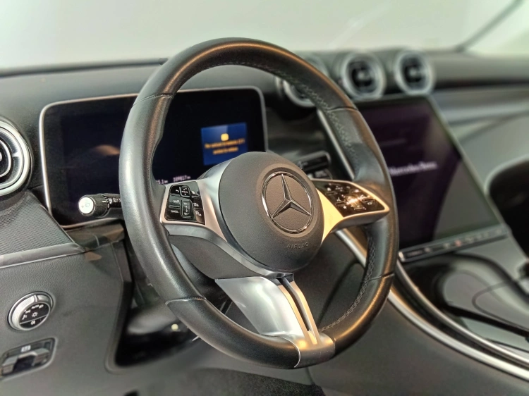 12 - Mercedes-Benz GLC 220 d Advanced Plus 4matic auto