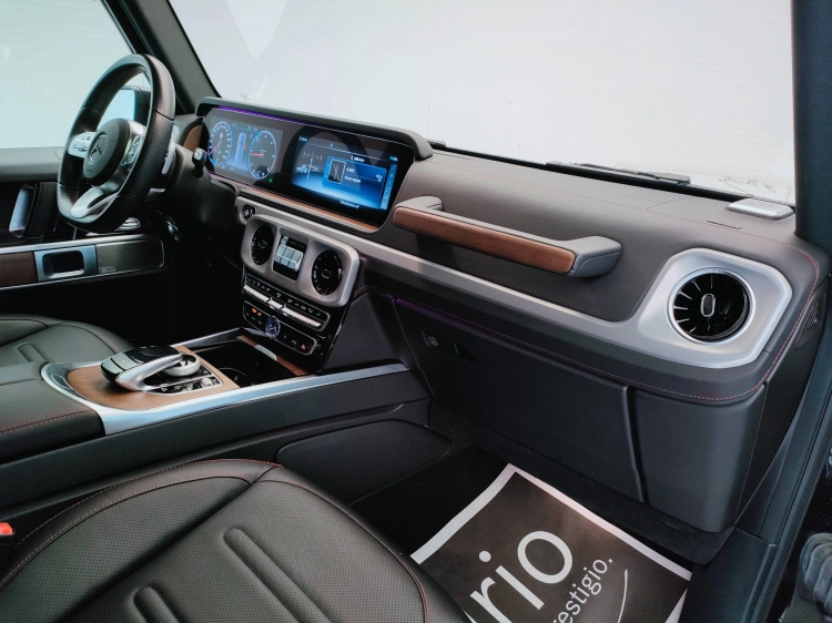 11 - Mercedes-Benz Classe G 400 d Premium Plus 330cv auto