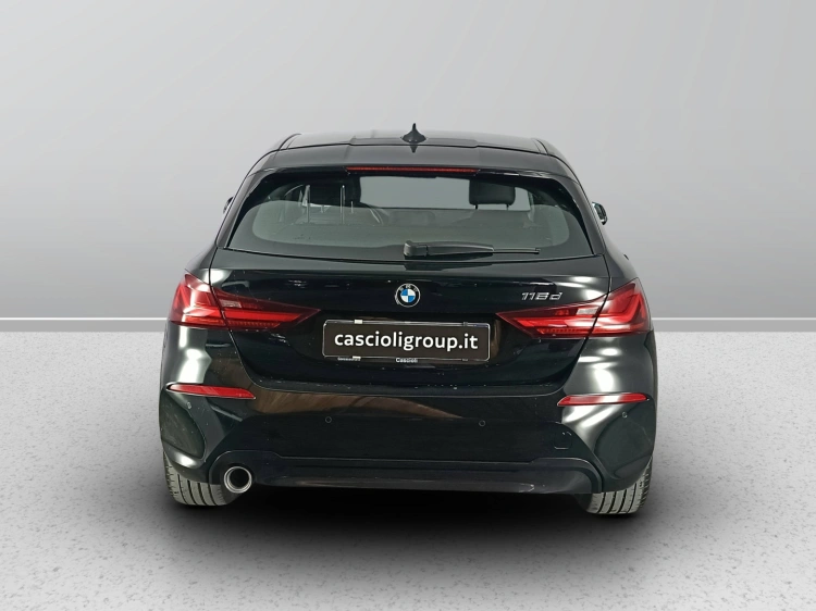 5 - BMW Serie 1 116d Sport auto