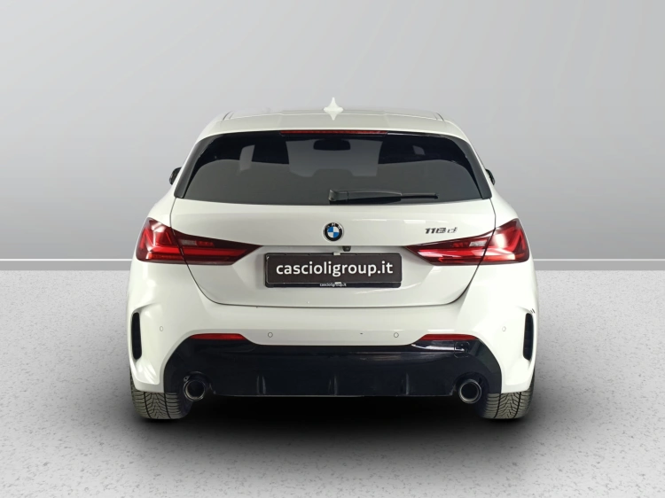 5 - BMW Serie 1 118d Msport auto