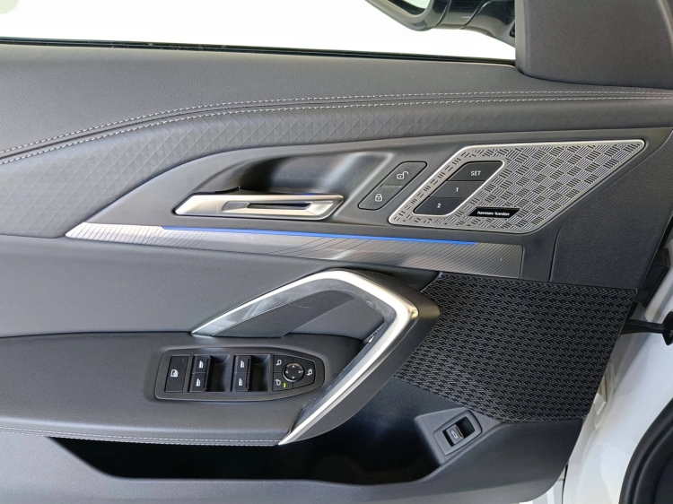 14 - BMW X2 iX2 xDrive30