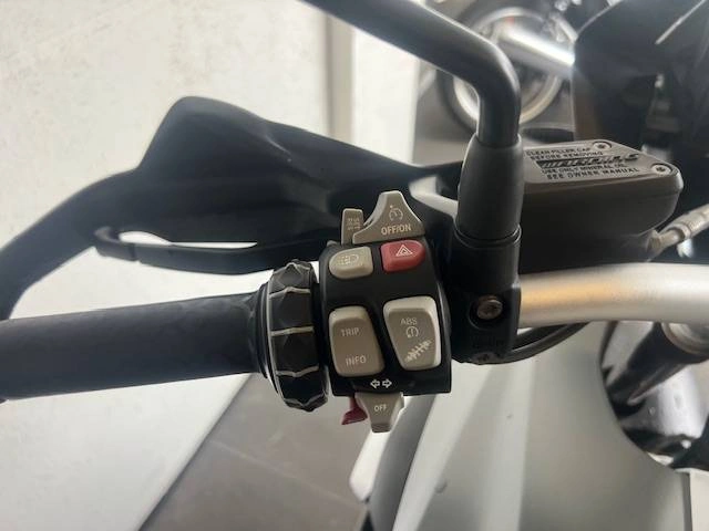5 - BMW Motorrad GS R 1200 GS