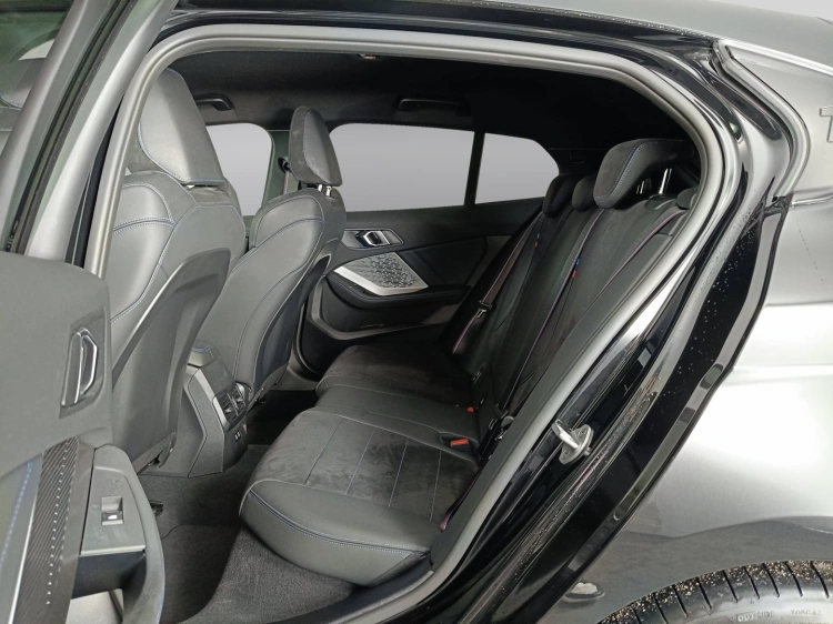9 - BMW Serie 1 118d MSport Pro auto