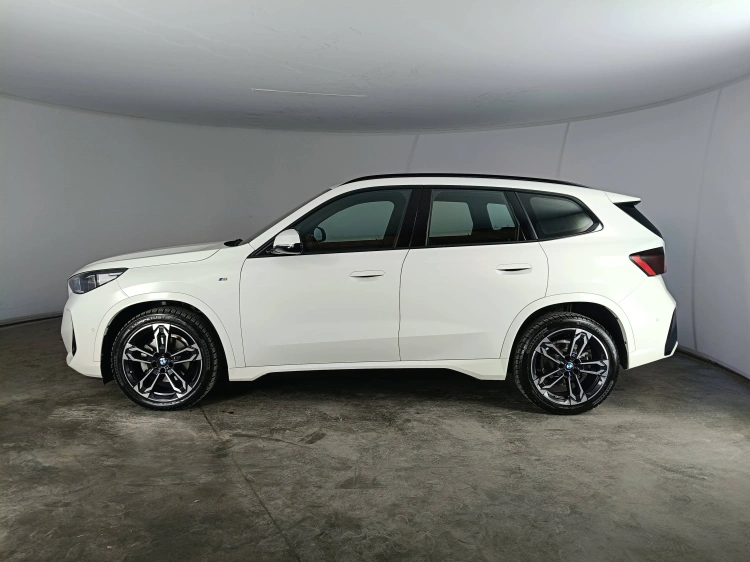 6 - BMW X1 X1 sdrive18d MSport auto