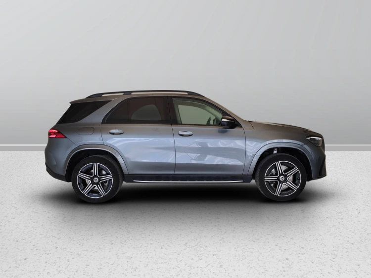 7 - Mercedes-Benz GLE 350 de phev AMG Line Advanced Plus 4matic auto