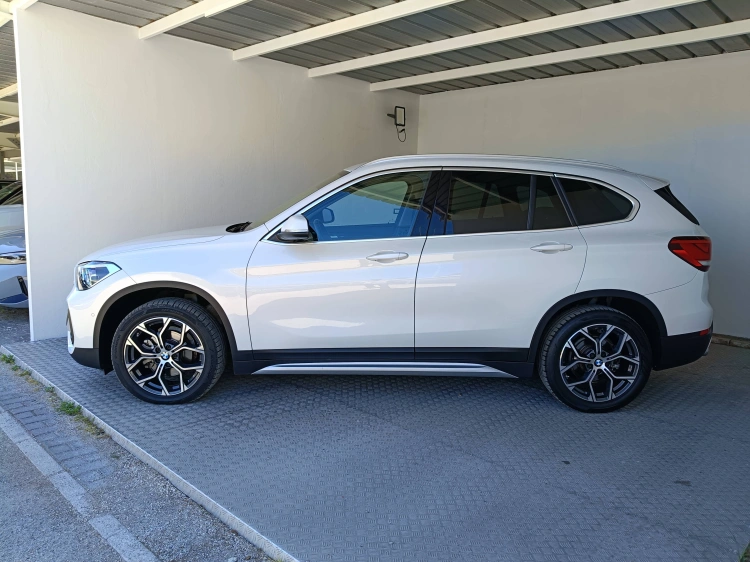 6 - BMW X1 X1 sdrive16d xLine auto