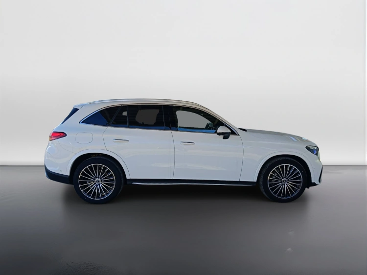 3 - Mercedes-Benz GLC 220 d AMG Premium 4matic auto