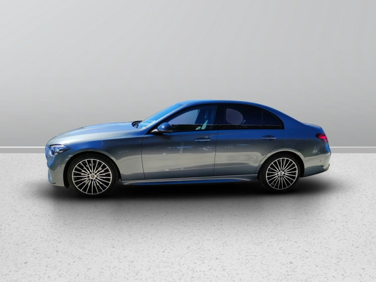 3 - Mercedes-Benz Classe C 220 d 4MATIC