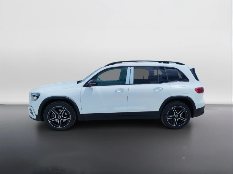 3 - Mercedes-Benz GLB 200 d Automatic