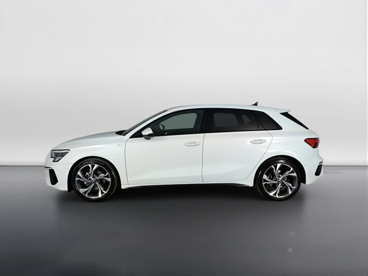 6 - Audi A3 A3 Sportback 35 2.0 tdi S line Edition s-tronic