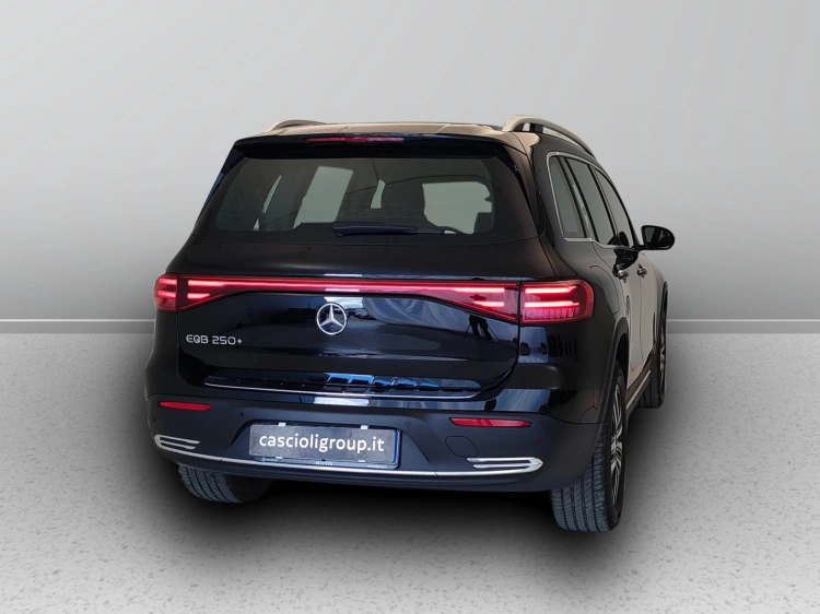 5 - Mercedes-Benz EQB 250+ Electric Art Advanced Plus 7p.ti