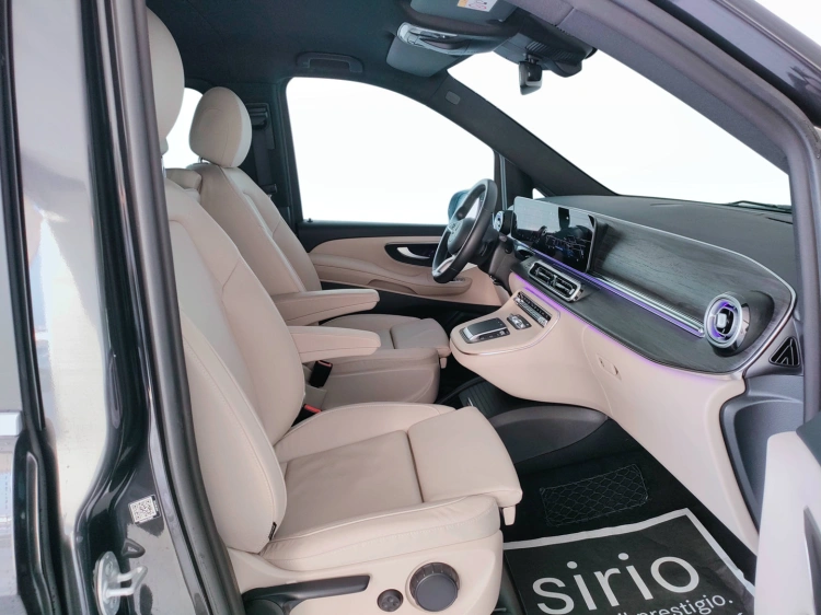 13 - Mercedes-Benz Classe V Extralong 250 d Avantgarde auto