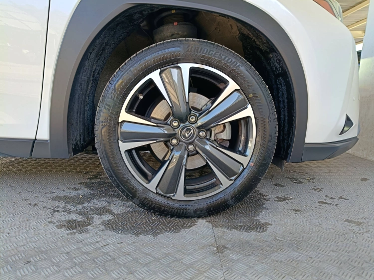 16 - Lexus UX UX 250h 2.0 Luxury 4wd cvt my20