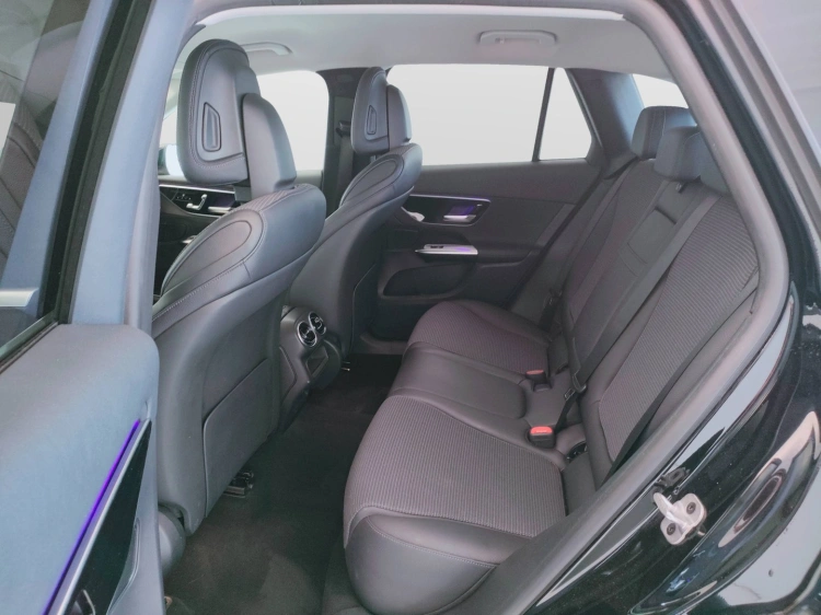 13 - Mercedes-Benz GLC 220 d Advanced Plus 4matic auto