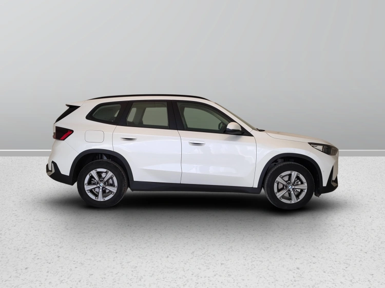 7 - BMW X1 X1 sdrive18d auto