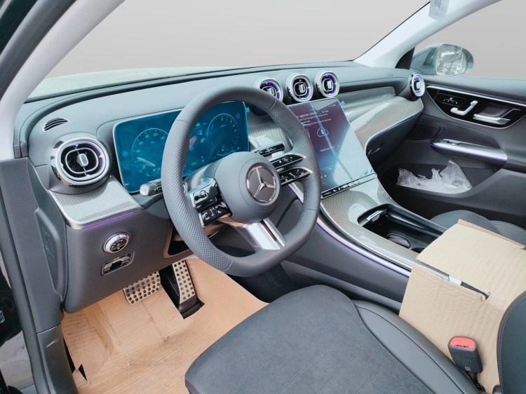 10 - Mercedes-Benz GLC 300 de 4Matic Plug-in Hybrid Coupe