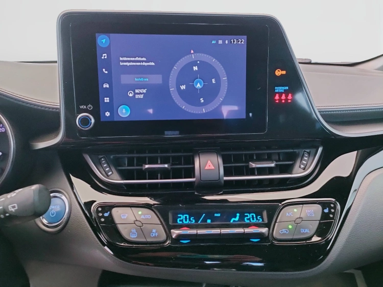 11 - Toyota C-HR C-HR 1.8h Trend e-cvt