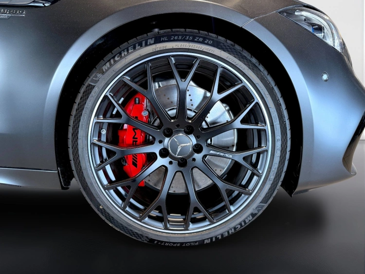 21 - Mercedes AMG Classe C Mercedes-AMG C 63 S E Performance 4Matic+ Station Wagon
