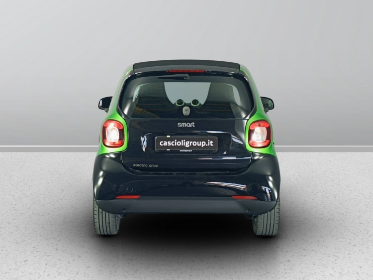 4 - smart fortwo Fortwo electric drive Prime