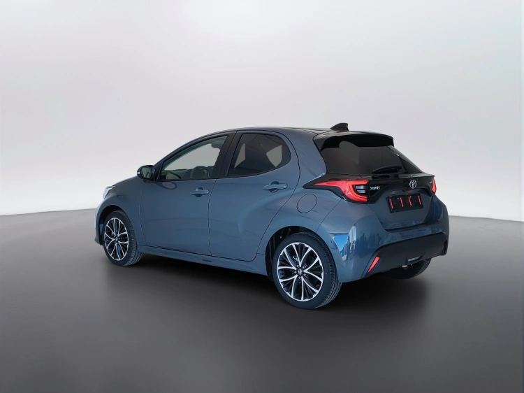 7 - Toyota Yaris YARIS 1.5H ECVT 5P ICON MY26