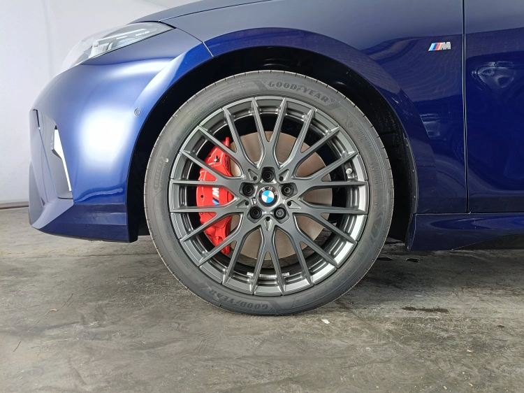 16 - BMW Serie 1 BMW M135 xDrive