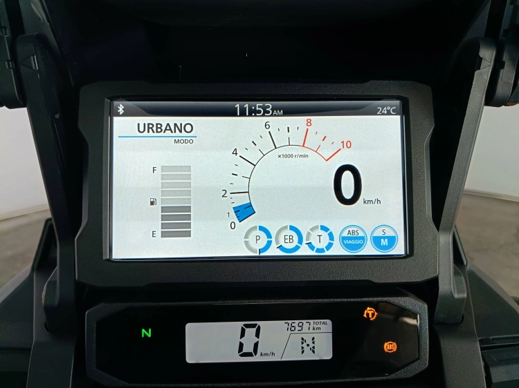 13 - Honda Africa Twin AFRICA TWIN ADVENTURE DCT