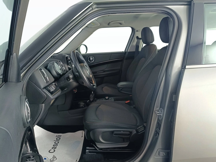 8 - MINI Countryman Mini Countryman 1.5 One D Business