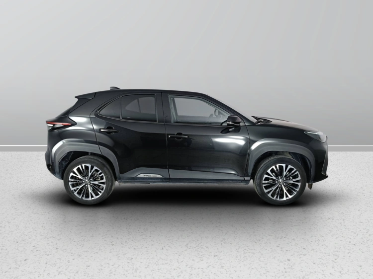3 - Toyota Yaris Cross TOYOTA Yaris Cross 1.5 Hybrid 5p. E-CVT Lounge