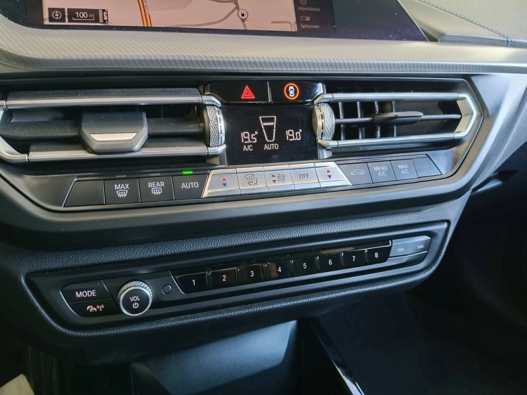 16 - BMW Serie 1 116d Msport auto
