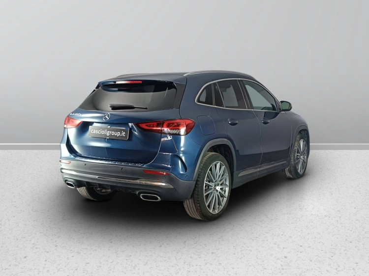 4 - Mercedes-Benz GLA Mercedes 250 e phev (eq-power) Sport Plus auto