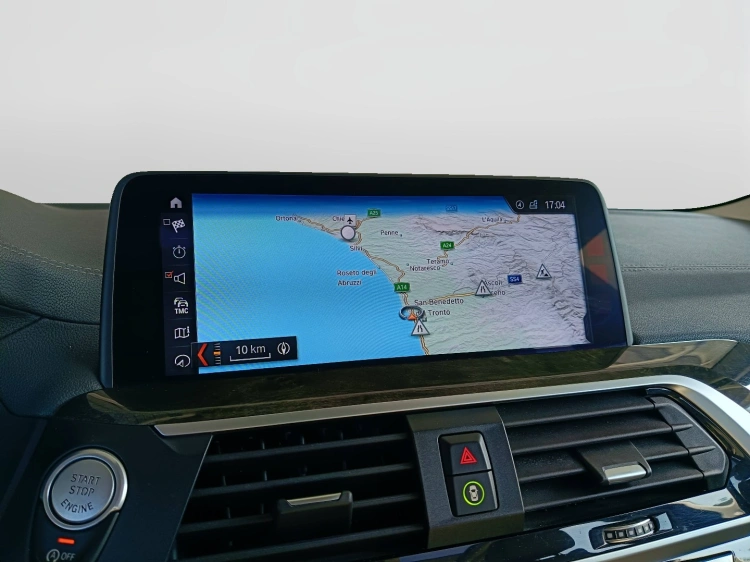 13 - BMW X3 X3 xdrive20d Luxury 190cv auto