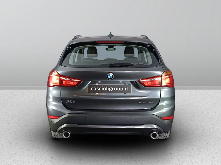 5 - BMW X1 X1 sdrive18d Advantage auto