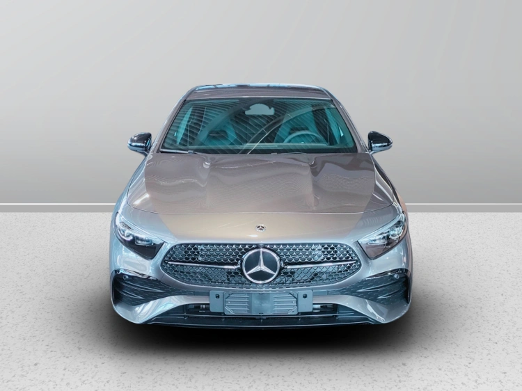 2 - Mercedes-Benz Classe A 180 d Automatic