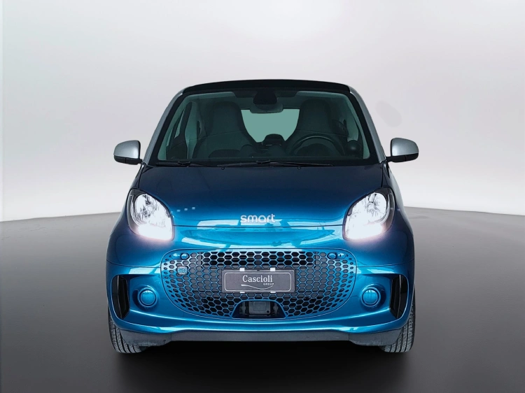 2 - smart fortwo Fortwo eq Passion 4,6kW