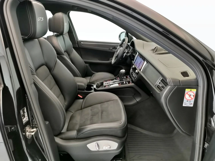 10 - Porsche Macan Macan 2.9 GTS 440cv pdk