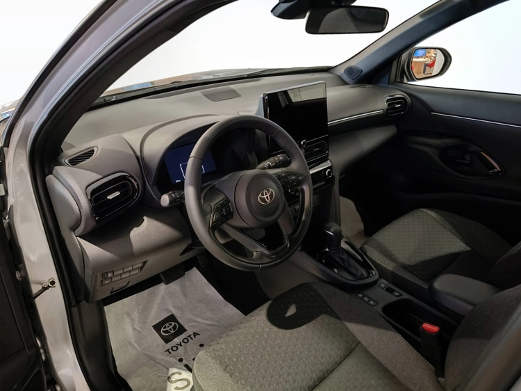 6 - Toyota YARIS CROSS YARIS CROSS 115 FWD TRD MY24