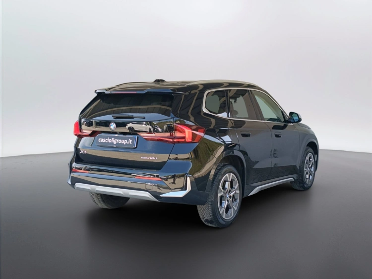 5 - BMW X1 X1 sdrive18d X-Line auto