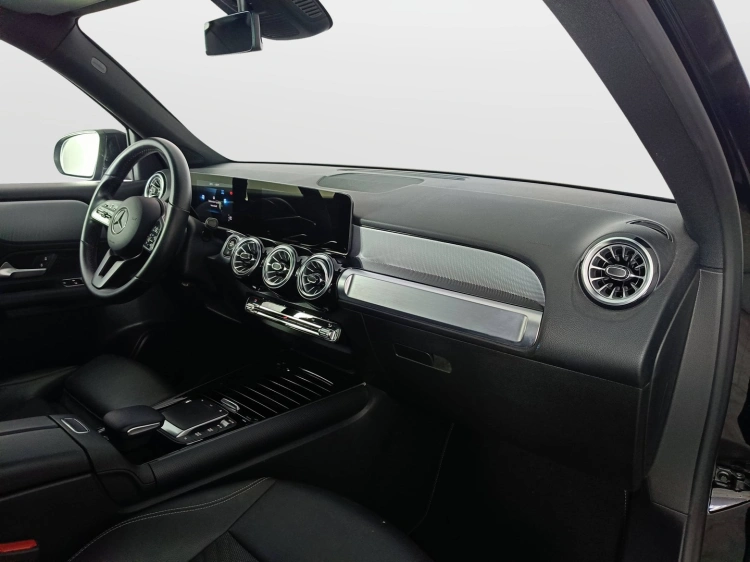 10 - Mercedes-Benz GLB 180 d Sport auto